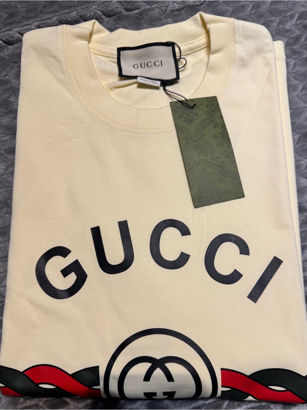 Oversized Gucci Cream Tee with Red & dark green Graphic Logo